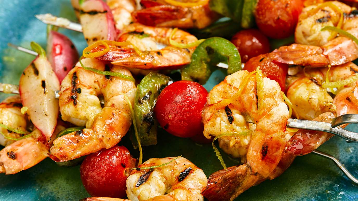 Brochettes de crevettes glacées aux agrumes